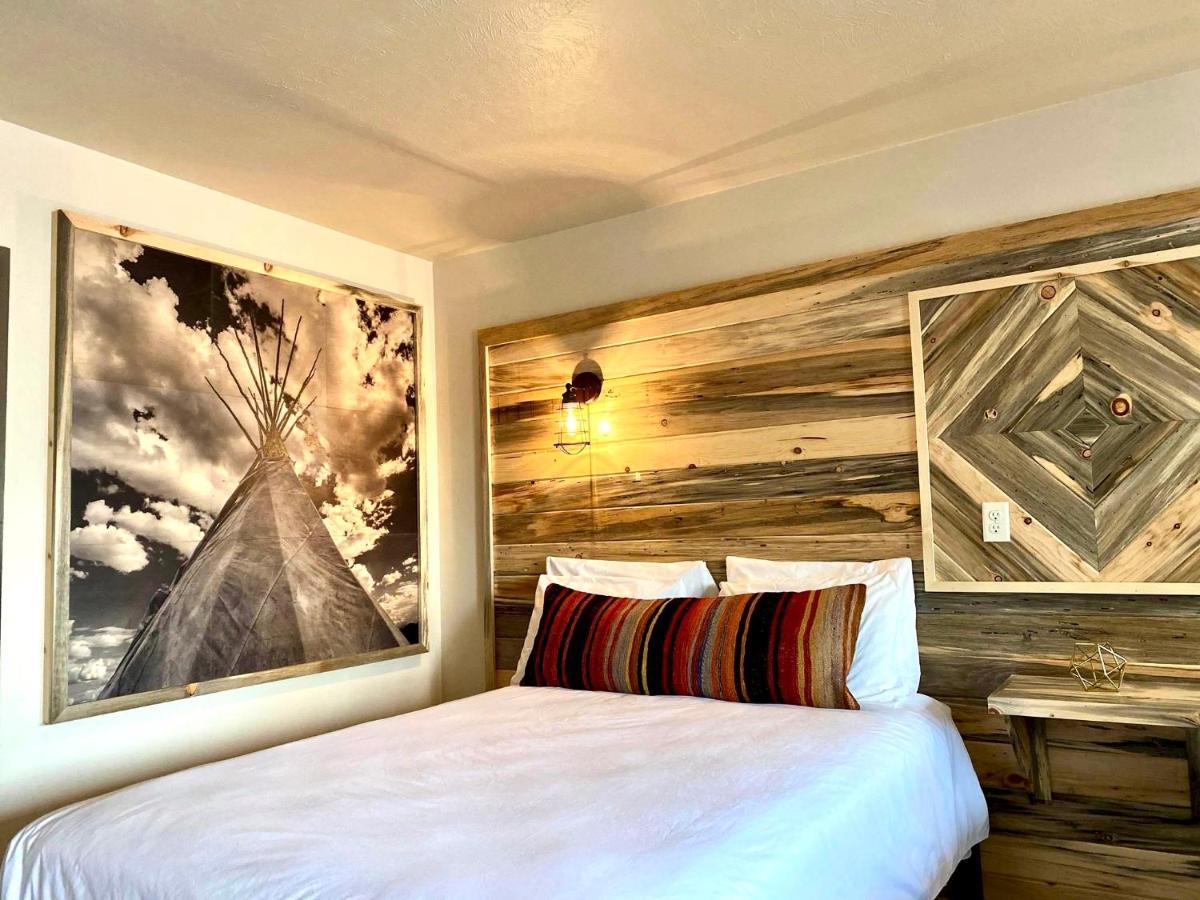 Horseshoe Bend Motel Lovell Extérieur photo