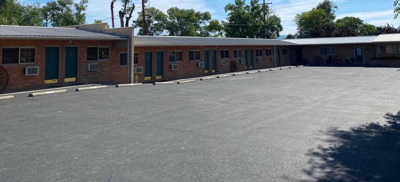 Horseshoe Bend Motel Lovell Extérieur photo